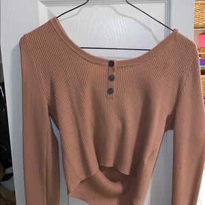 Long sleeve crop top